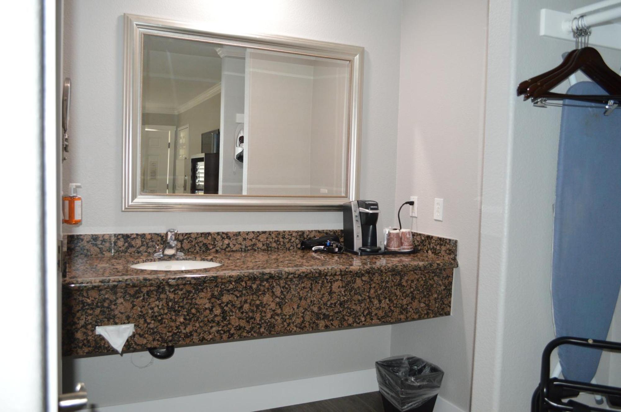 Fairview Inn & Suites Healdsburg Buitenkant foto